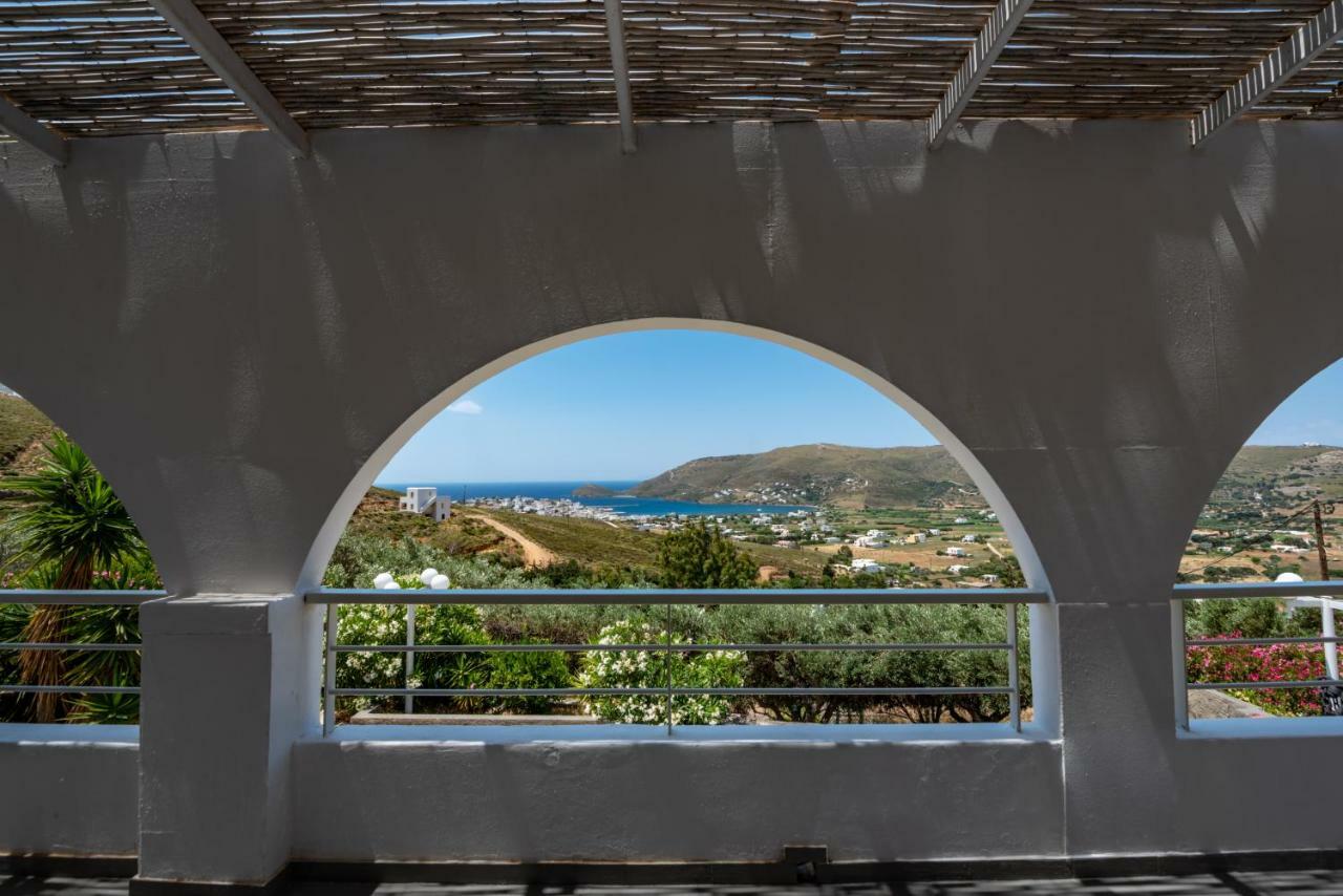 Kymothoi Rooms & Pool Bar Gavrio Exterior foto